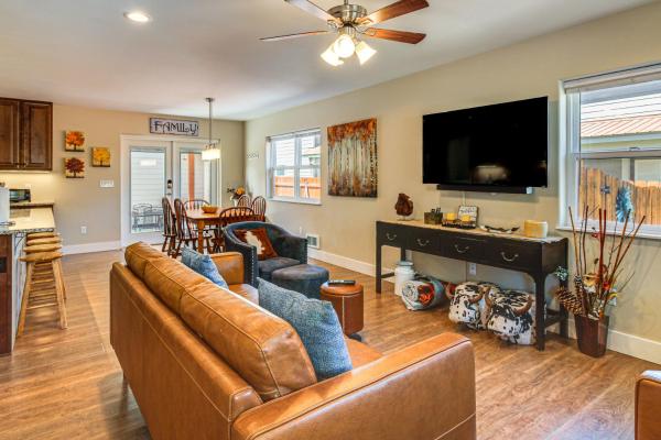 Shuttle To Crested Butte! 2-unit Gunnison Retreat - Gunnison, CO