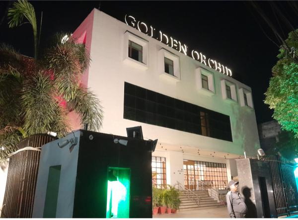 Hotel Golden Orchid - Lucknow
