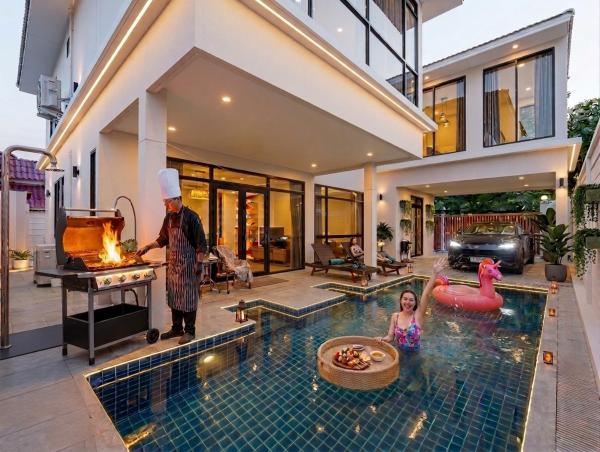 Villa Amarin - Huge 7 Br Private Pool House In Pattaya Central Next To Walking Street - Pattaya