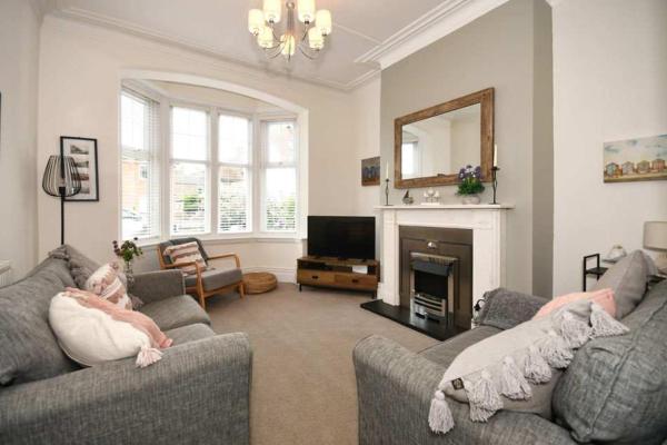 No 3 Brooklands - Central Location - Filey