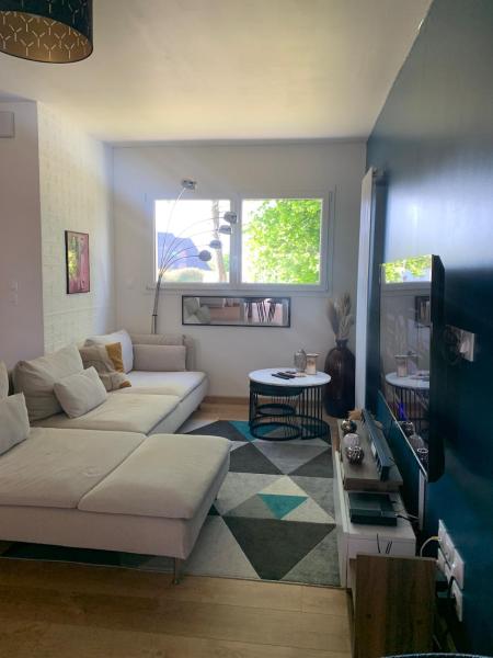 Cozy House With Equipped Garden - Combourg