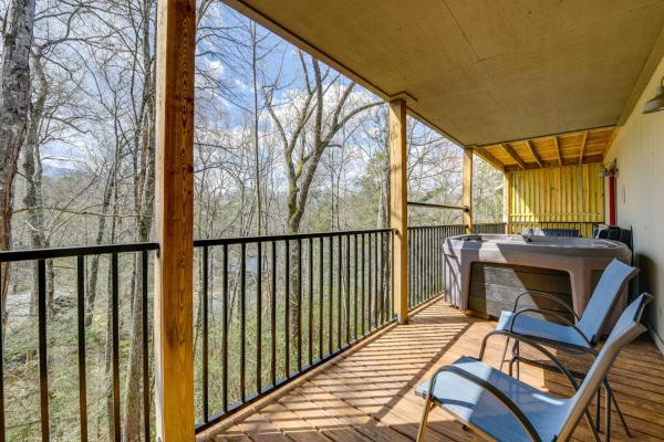 Group Getaway In Gatlinburg! 2-townhome Combo - Gatlinburg, TN