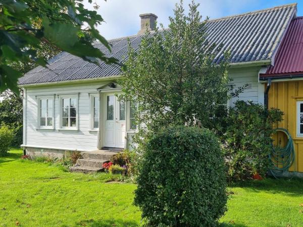 6 Person Holiday Home In Vanse - Vanse