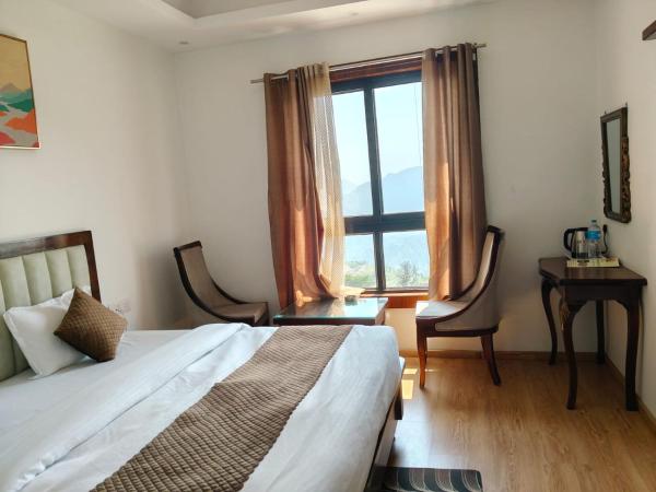 Kamal Residency By Uk Season Kanatal - Kanatal