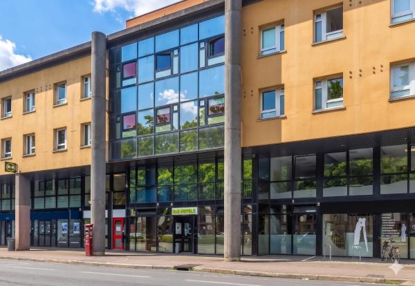 写真にはトロワ市にあるB&B HOTEL Troyes Centreが写っています。