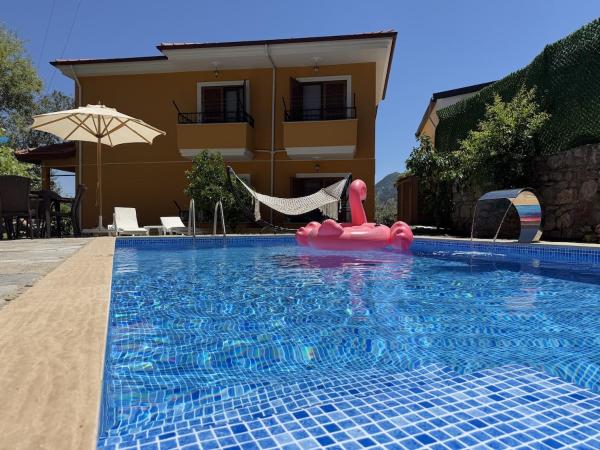 Lodos Selimiye - Spacious Vacation Apartment With Private Pool - Bozburun