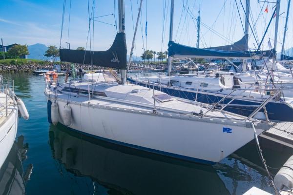 Velero Oceans Ontzi, Hendaya - Hendaye