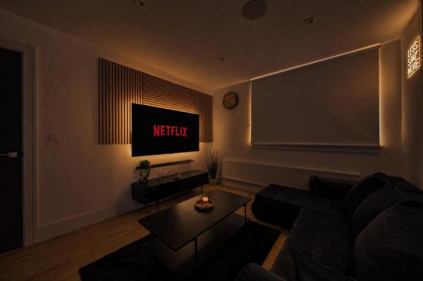 Luxury 3br - Hot Tub, Cinema, Games Room - 1 Min Wembley - 沃特福德