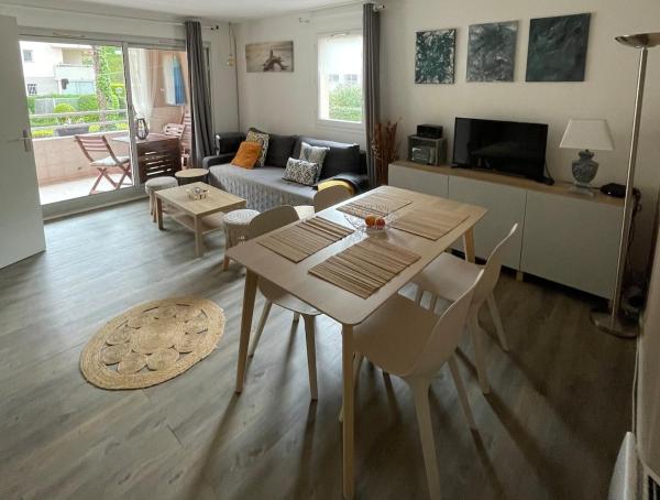 Bright 2 Bedrooms, Pool, Garage - Cagnes-sur-Mer