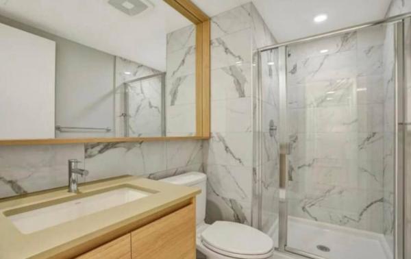 Cozy Private Bedroom And Bathroom - 뉴웨스트민스터