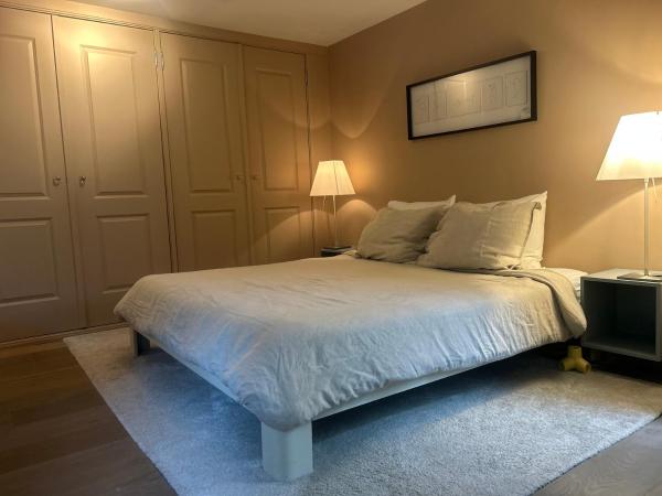 Cozy room just outside Utrecht Center, calm & green, Utrecht