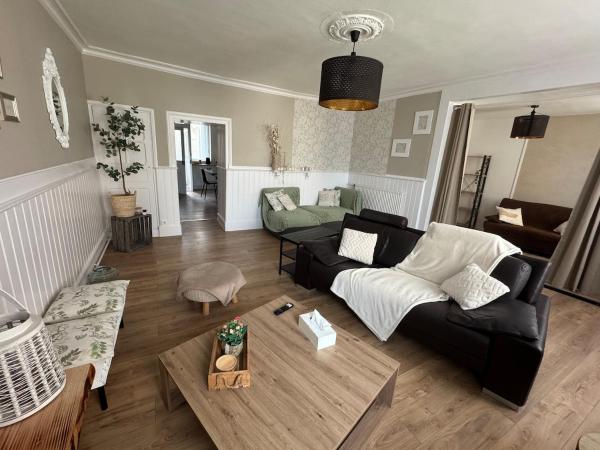 Maison Cosy Et Pleine De Charme - Les Epesses
