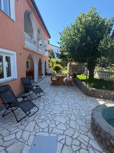 Apartment King - Senj