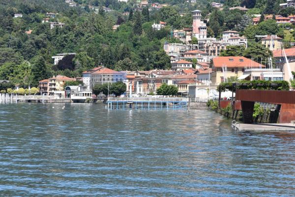 Casa Merita, Fronte Lago Nel Cuore Di Luino - Cannobio