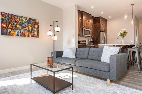 Calgary Nw - Ac, Garage, Backyard, Self Check-in, Professionally Cleaned - Calgary