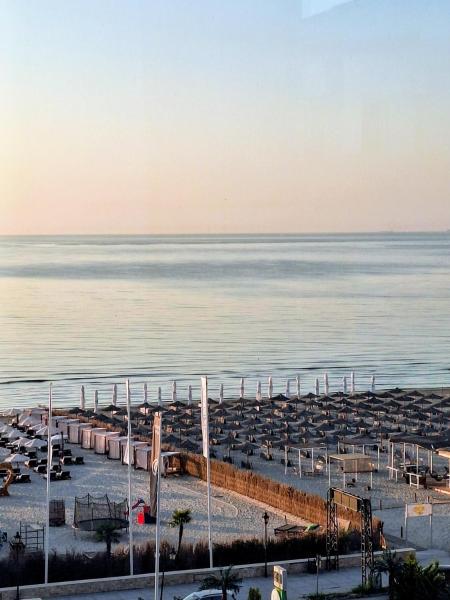 Bythesea Luxury Apartament - ルーマニア