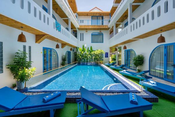 The Linh Coastline Villa, Хойан