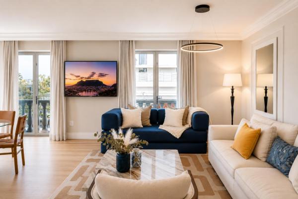 Cape Royale Signature Suite - Camps Bay