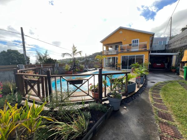 Villa Solea 3 Chambres Avec Piscine Privée Et Vue Mer - Reunión