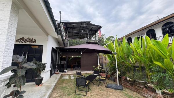 Laman Putih Frim Malay - Petaling Jaya