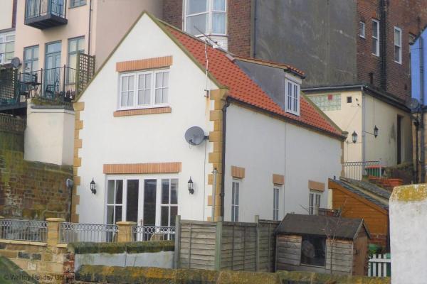 Flourish - Sandsend