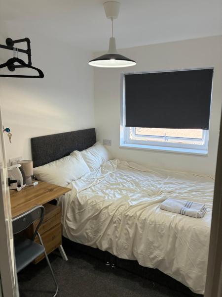 Comfy Double Room 5 Min Walk To Station And Docks - Lyndhurst