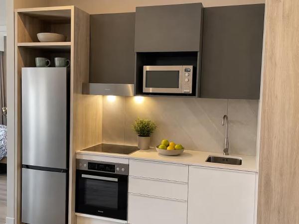 Menlyn Maine Stay With City Views - Pretoria
