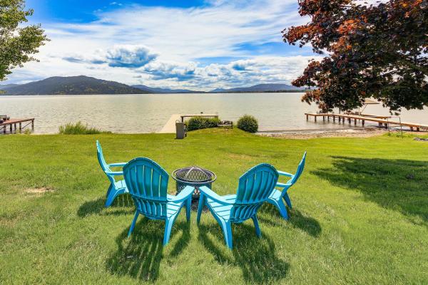 Stunning Sandpoint Lakefront Home: Hot Tub + Dock - Sandpoint, ID