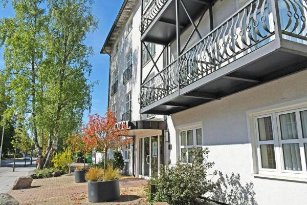 Park-hostel Sellin Nur 500 M Zum Strand - Rügen