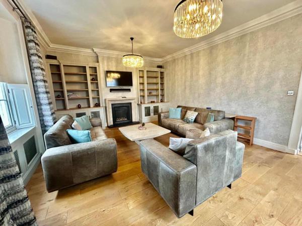 Elegant City Stay At St Annes Court - Durham Castle