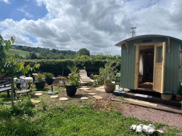 Shepherd Hut - Painswick