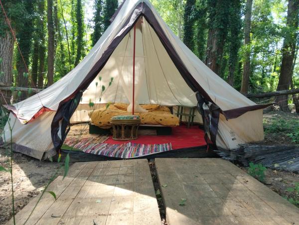Tente Type Yourth Dans Les Bois - Saint-Martin-d'Ardèche