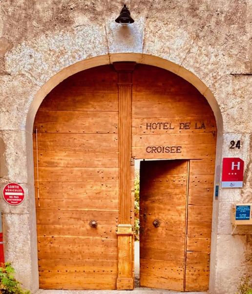Hotel De La Croisée - Hauteville-Lompnes