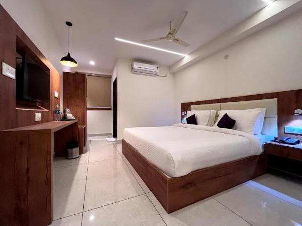 Hotel Liora Grand - Bangalore