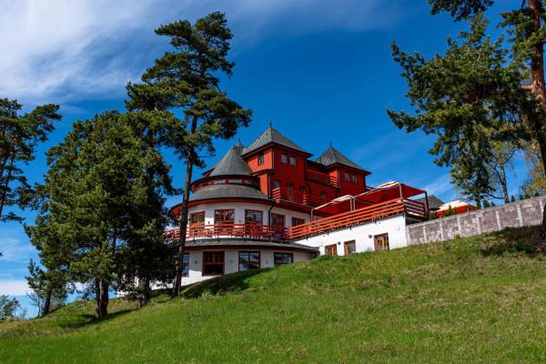 Na zdjęciu widoczny jest obiekt Hotel VÍTKOVA HORA położony w mieście Stružná.