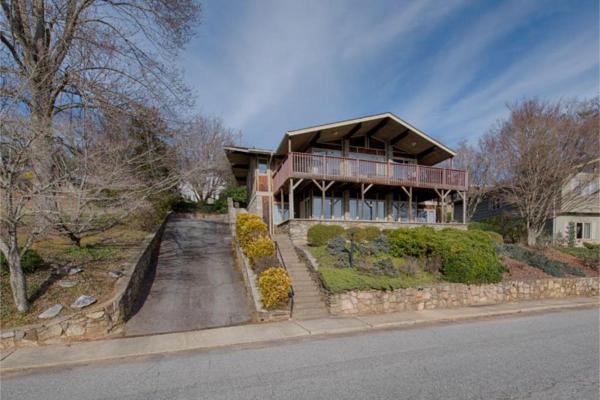 Morris Villa Upper - Waynesville, NC