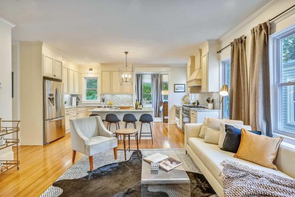 Modern Boston Condo Near T - 보스턴