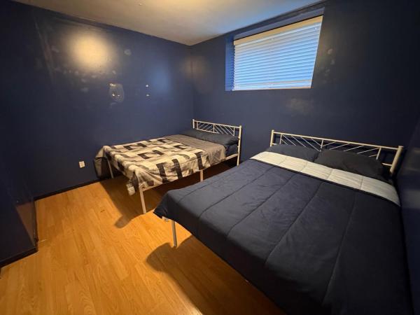 Surrey Central Stay - King George Blvd - Free Parking - Surrey
