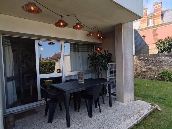 Appartement Rez-de-jardin Confortable - 4 Pers. - Fr-1-746-35 - Courseulles-sur-Mer