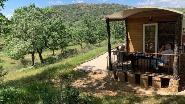 Luxe Pipowagens Op Finca El Zorro Holandés - Logrosán