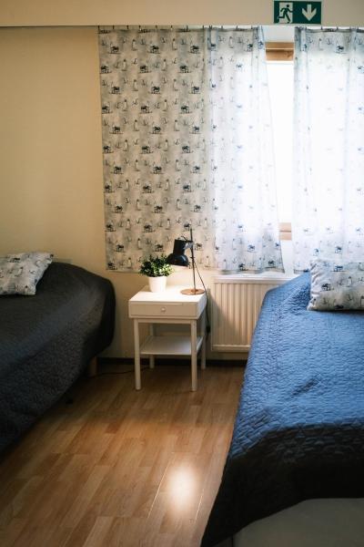 ダブルまたはツインルーム 共用バスルーム — 11 m² - Bed & Breakfast Restaurang Sybarit