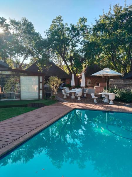 Majestic Manor Guesthouse & Coffee Shop - Bloemfontein