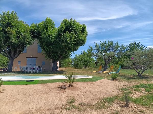 Bastidon Piscine Les Tilleuls - Riez