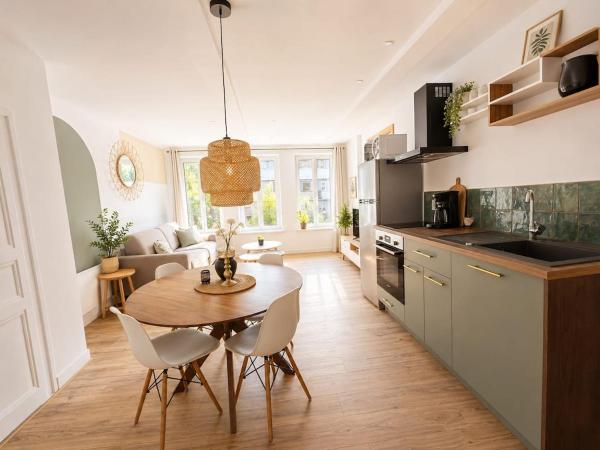 Le Bloom - Appartement Cosy Au Cœur De Desvres - Pas-de-Calais