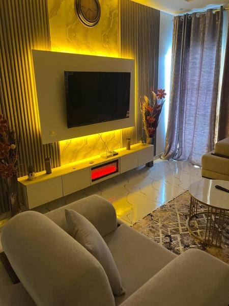 2-room Luxury Apartment Cnps - Abidjan
