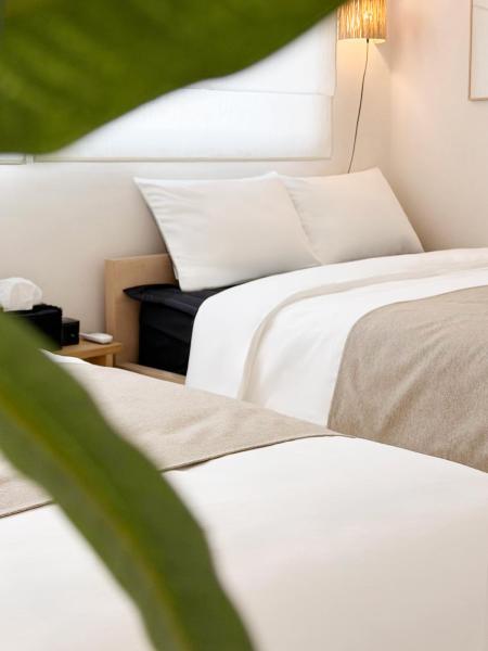 "Newly Opened" Sinnonhyeon Station 5minutes, Gangnam Plastic Surgery, Severance Hospital, Coex, Airport Bus 5minutes, Hongdae 30minutes, Itaewon 15minutes, 명동 30minutes - Séoul