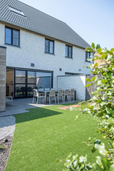 Beautiful Holiday Home For 10 With Garden - Jabbeke