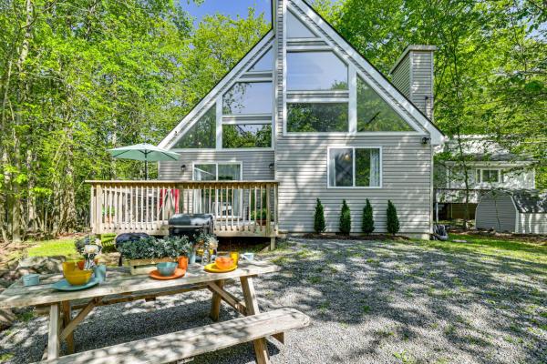 Outdoor Fun! Charming Family Home In Tobyhanna - Pocono Mountains, PA