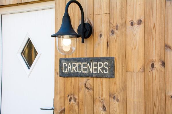 Gardeners - アングルシー島