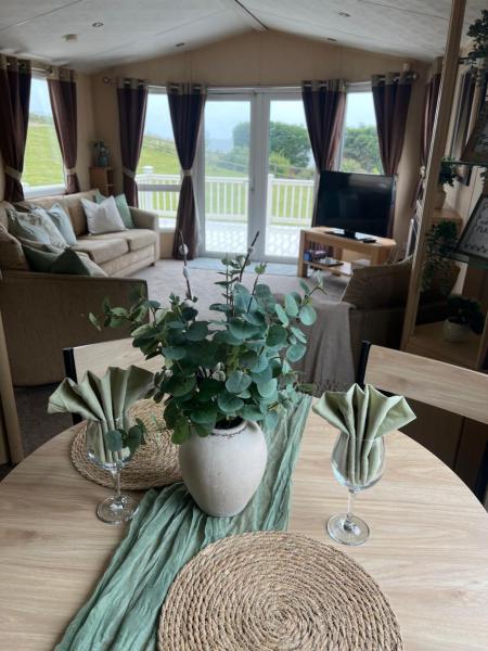Seaview Caravan At Warden Springs Holiday Park - Kent